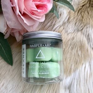 Harper + Ari Exfoliating Sugar Cubes